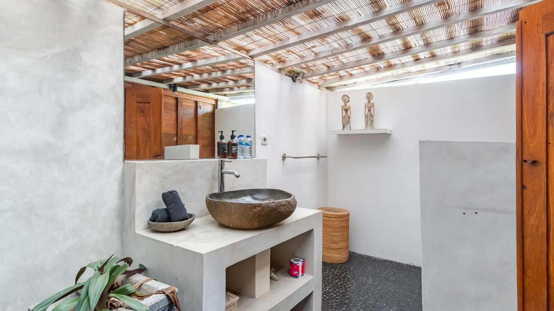 Villa Sukacita - Family Friendly 4Br Seminyak Eat Street 900M Walk To Beach Indonesia