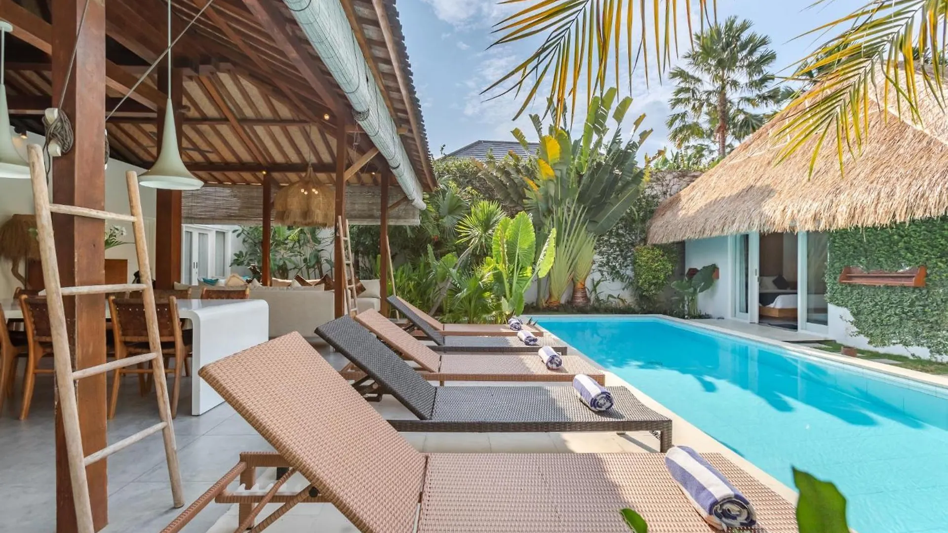 Villa Sukacita - Family Friendly 4Br Seminyak Eat Street 900M Walk To Beach