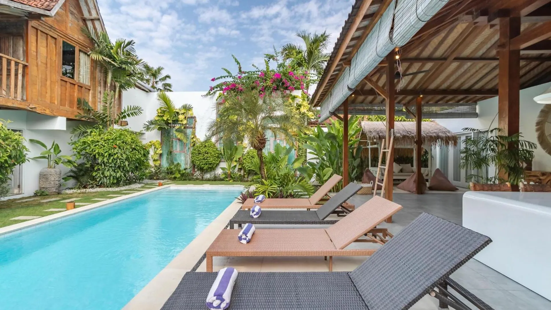 Villa Sukacita - Family Friendly 4Br Seminyak Eat Street 900M Walk To Beach 0*, Seminyak (Bali) Indonesia