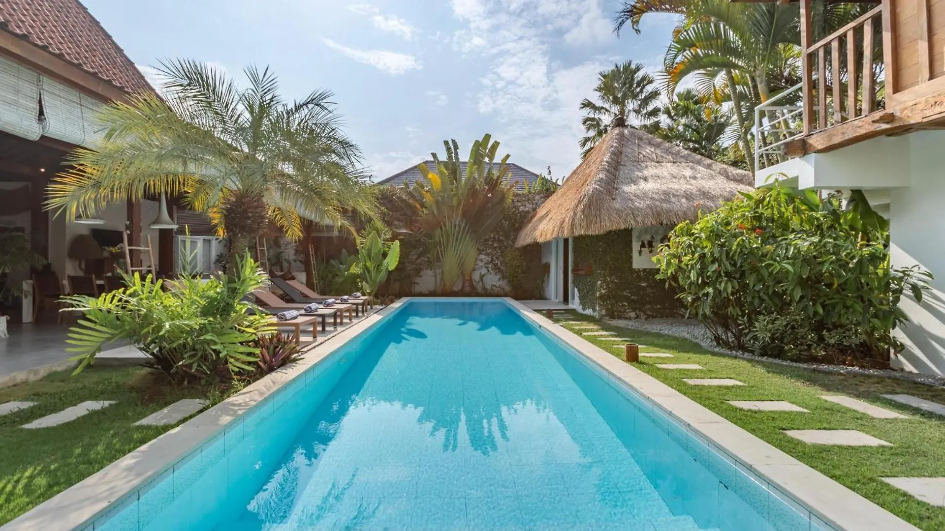Villa Sukacita - Family Friendly 4Br Seminyak Eat Street 900M Walk To Beach