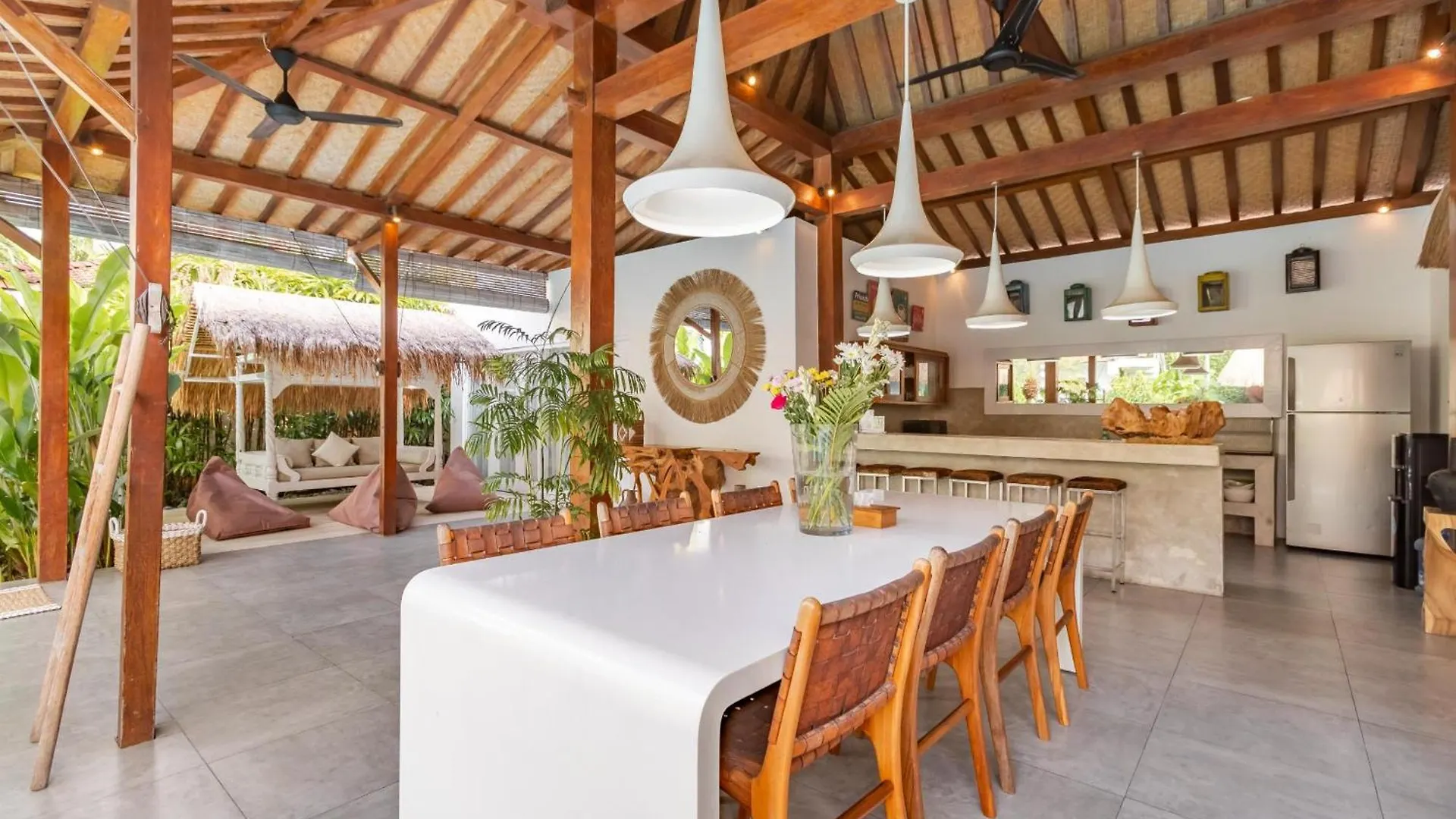 Villa Sukacita - Family Friendly 4Br Seminyak Eat Street 900M Walk To Beach Indonesia
