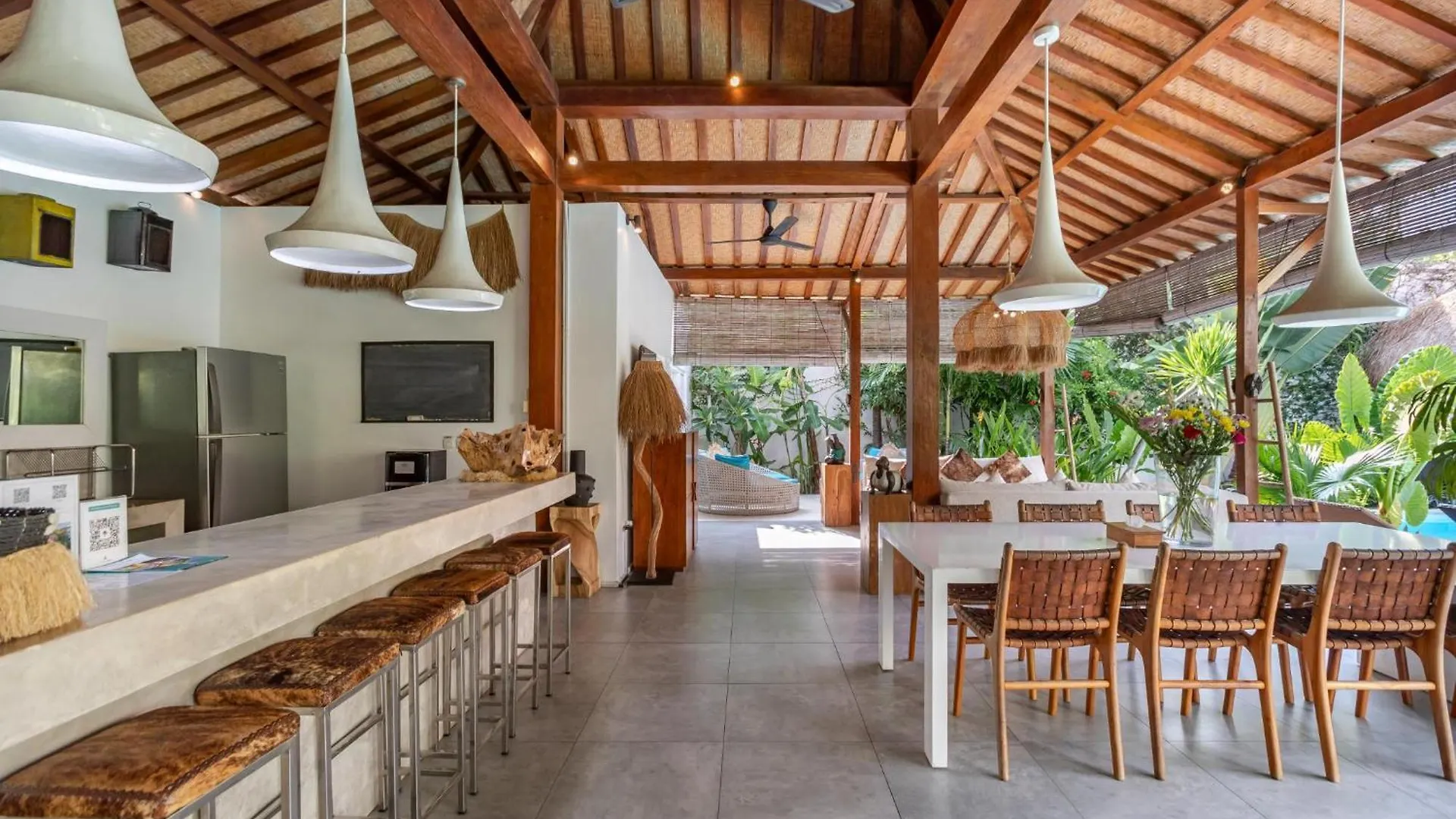 Villa Sukacita - Family Friendly 4Br Seminyak Eat Street 900M Walk To Beach