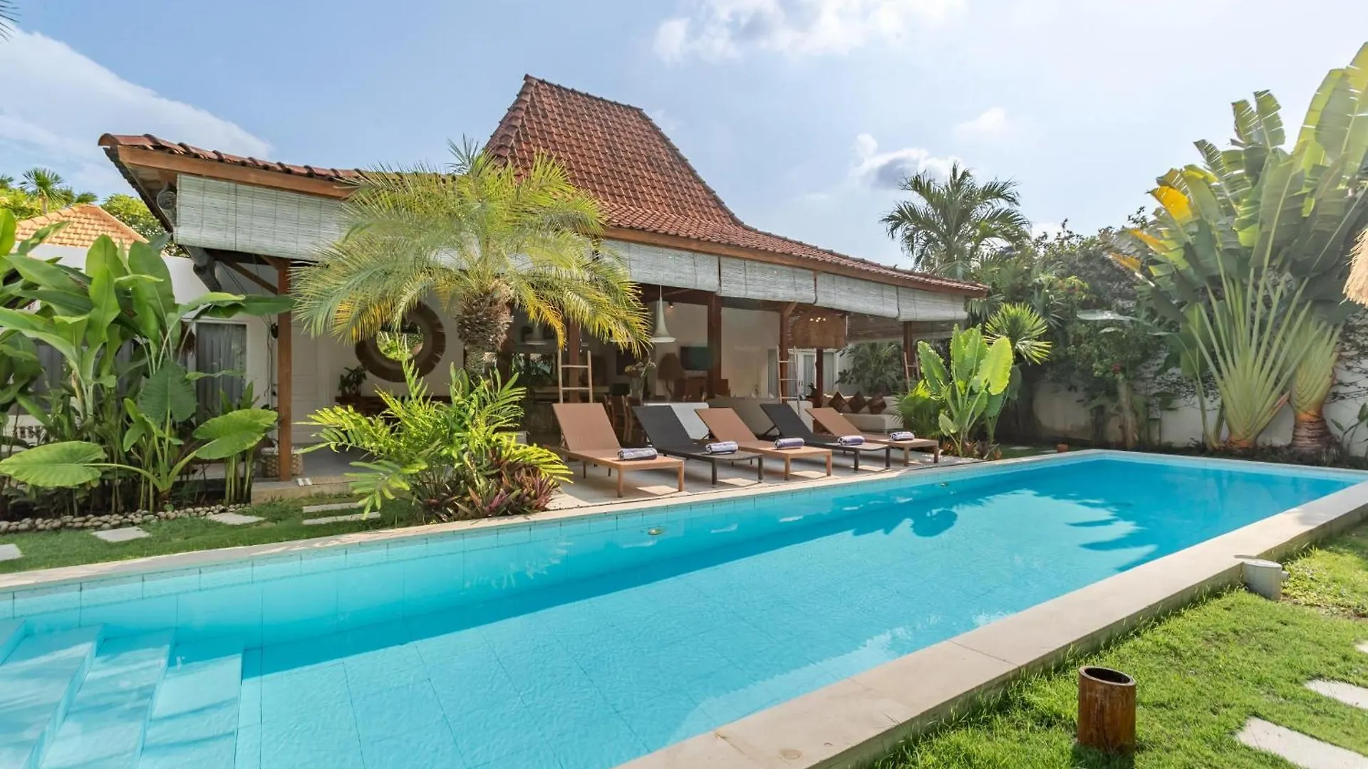 Villa Sukacita - Family Friendly 4Br Seminyak Eat Street 900M Walk To Beach